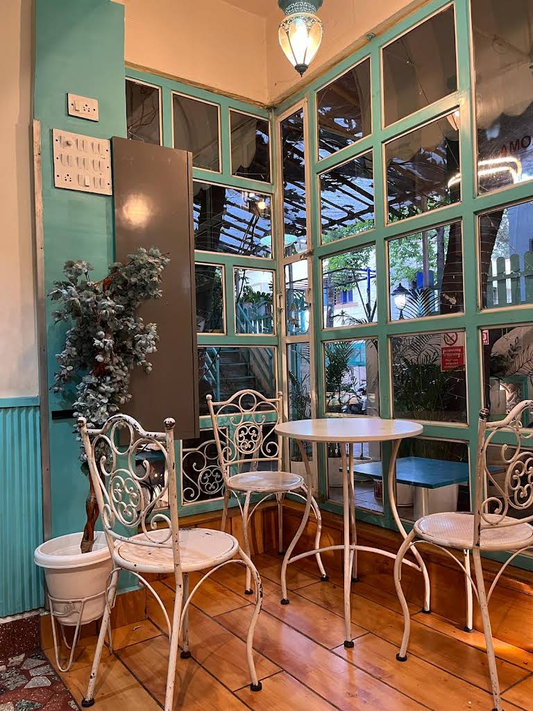 Veg Cafe in Pune